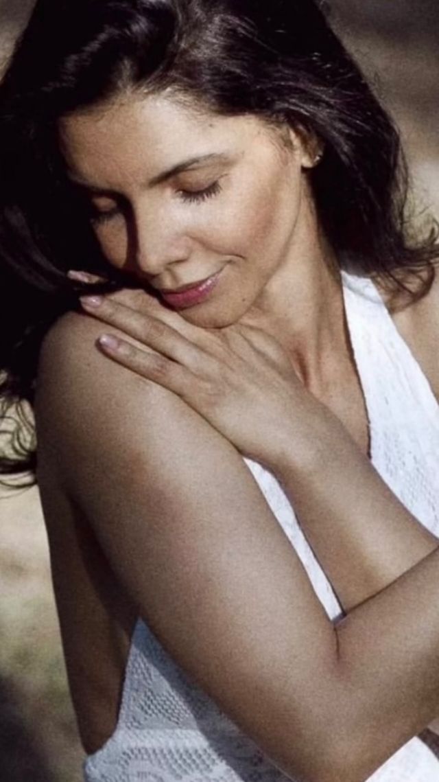 ¿Quieres despertar tu 
autoconfianza y dejarla brillar? 

Tengo una invitación para ti 👇🏼

Te invito a probar una sesión de biodanza gratuita si es tu primera vez. 

En cada sesión de Biodanza aprendes  liberar miedos y a abrazar la belleza única que habita en ti. 

🎶La música y el movimiento se fusionan para crear un espacio donde te sientes libre de expresarte sin juicios. 💃✨

🌟 Imagina bailar con pasión, abrazando tus imperfecciones y liberando el potencial que llevas dentro. 

La Biodanza te guiará en un viaje de autodescubrimiento y amor propio.

¡Dale a tu autoconfianza un impulso inolvidable con la Biodanza! 💃🔥 

¡Únete a nuestro grupo, te recibiremos con los brazos abiertos. 

Regálate la oportunidad de descubrir cómo cada paso puede ser un paso hacia una versión más segura y valiente de ti mismo! 💪✨

Para hacer la reserva de tu clase gratuita entra en la Bio y apúntate. 

Te veo pronto!

😃✨

#biodanzatransforma #autoconfianza #amorpropio #expresatesinmiedo 
#biodanzaya
